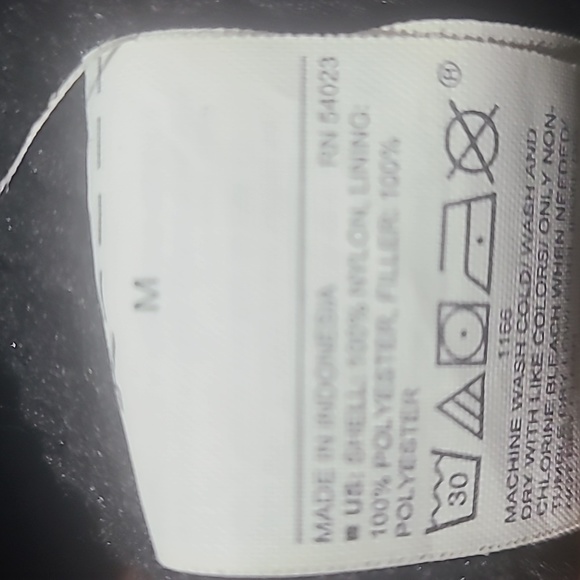 Sherpa lined puff vest - Picture 4 of 4